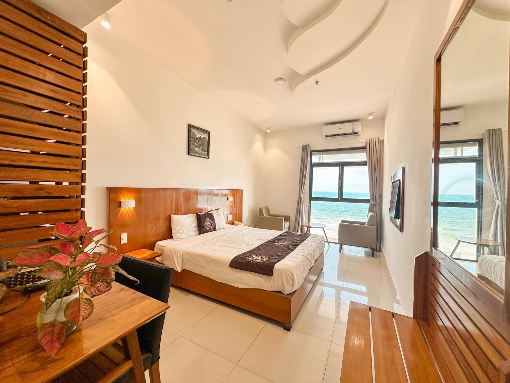 Da Nang Bay Hotel Exterior photo